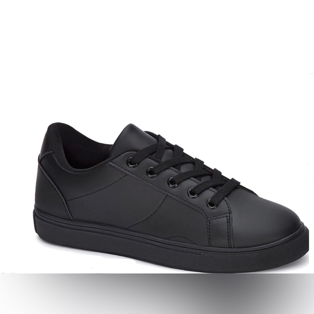 Simple Black Sneakers
